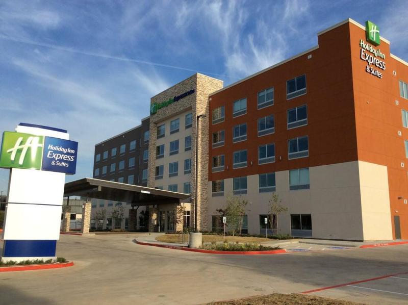Holiday Inn Express & Suites - Dallas Nw Hwy - Love Field By Ihg Exterior foto